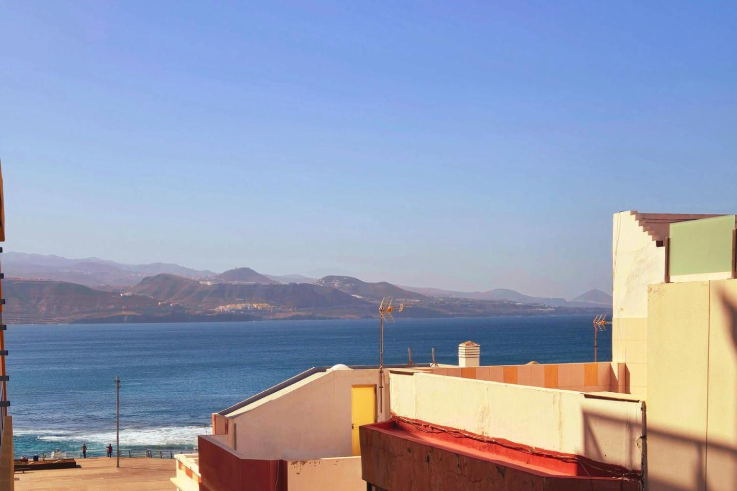 Casita Canaria Playa Beachfront Access & Lateral Ocean View With Terrace Las Palmas de Gran Canaria Extérieur photo